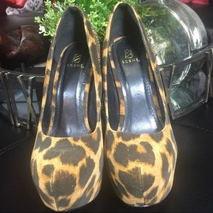 Leopard print pumps Platform Stiletto 7.5 defect